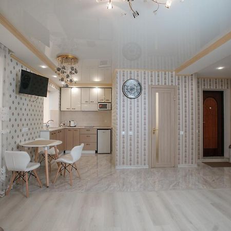 Apartaments on Preobrazhenskaya 8 Kropyvnytskyj Exteriör bild