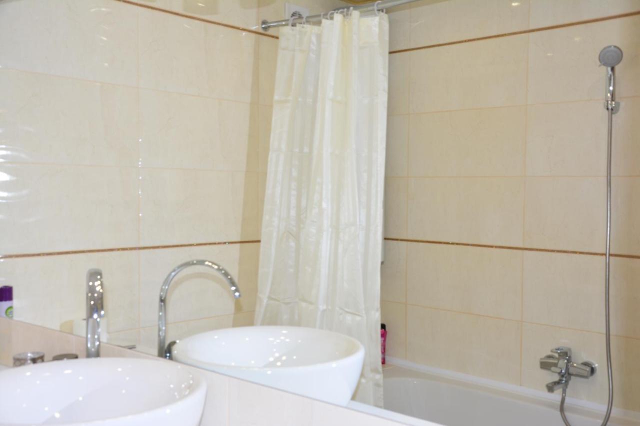 Apartaments on Preobrazhenskaya 8 Kropyvnytskyj Exteriör bild
