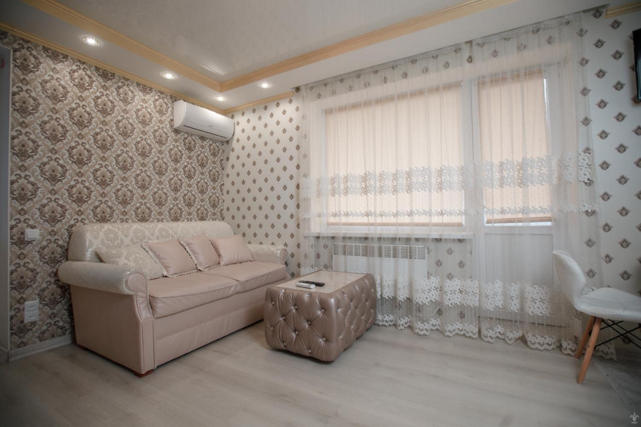 Apartaments on Preobrazhenskaya 8 Kropyvnytskyj Exteriör bild